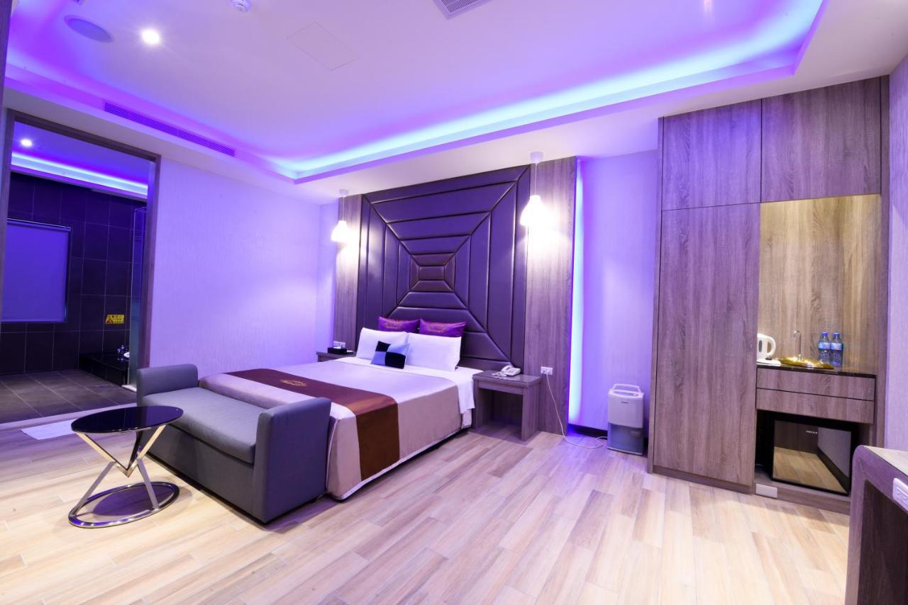 Purple Rainbow Motel Taipei Eksteriør billede